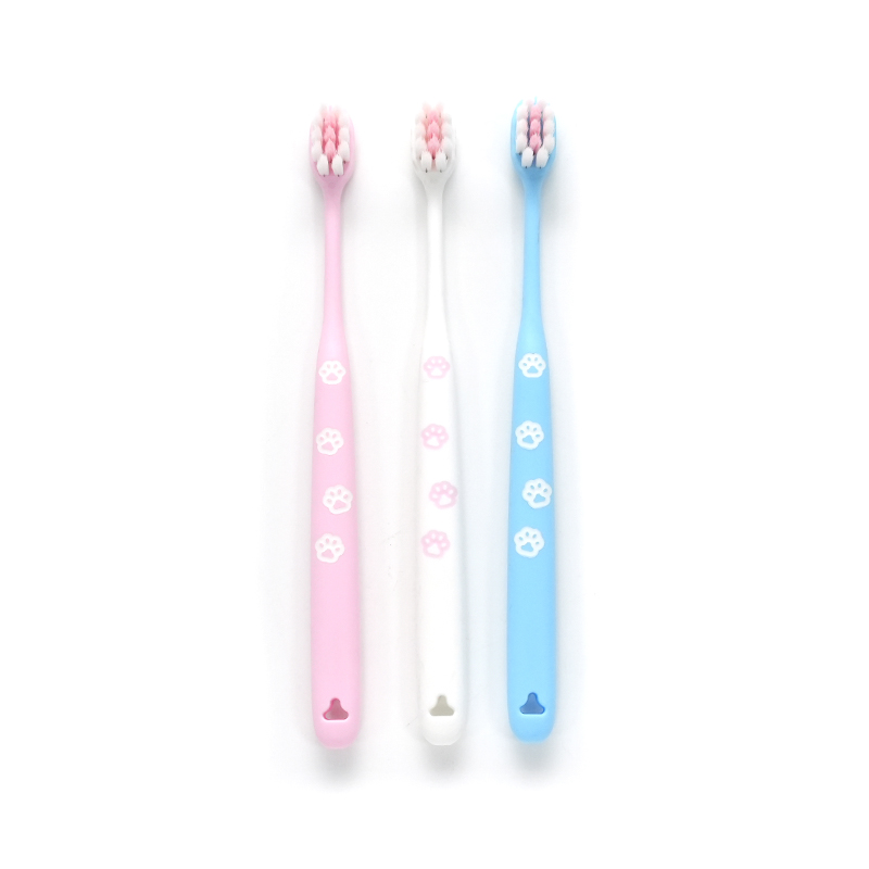 PP/TPE Cat-Claw Style Handle Ultra-fine Soft PBT Bristle Panlinis na Toothbrush ng mga Bata